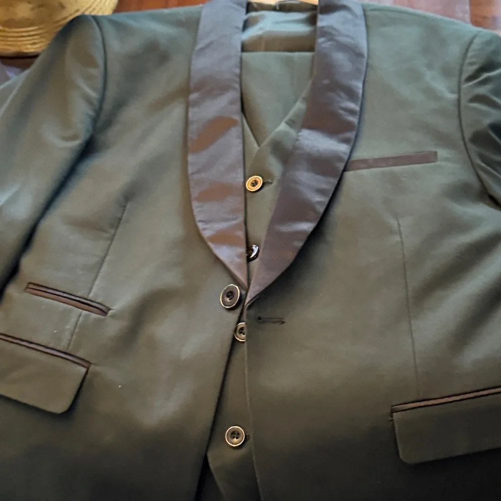Deep Green 3 PC Men's Tux Tuxedo Suit Black Lapel MSU Michigan State Small S - Picture 8 of 9